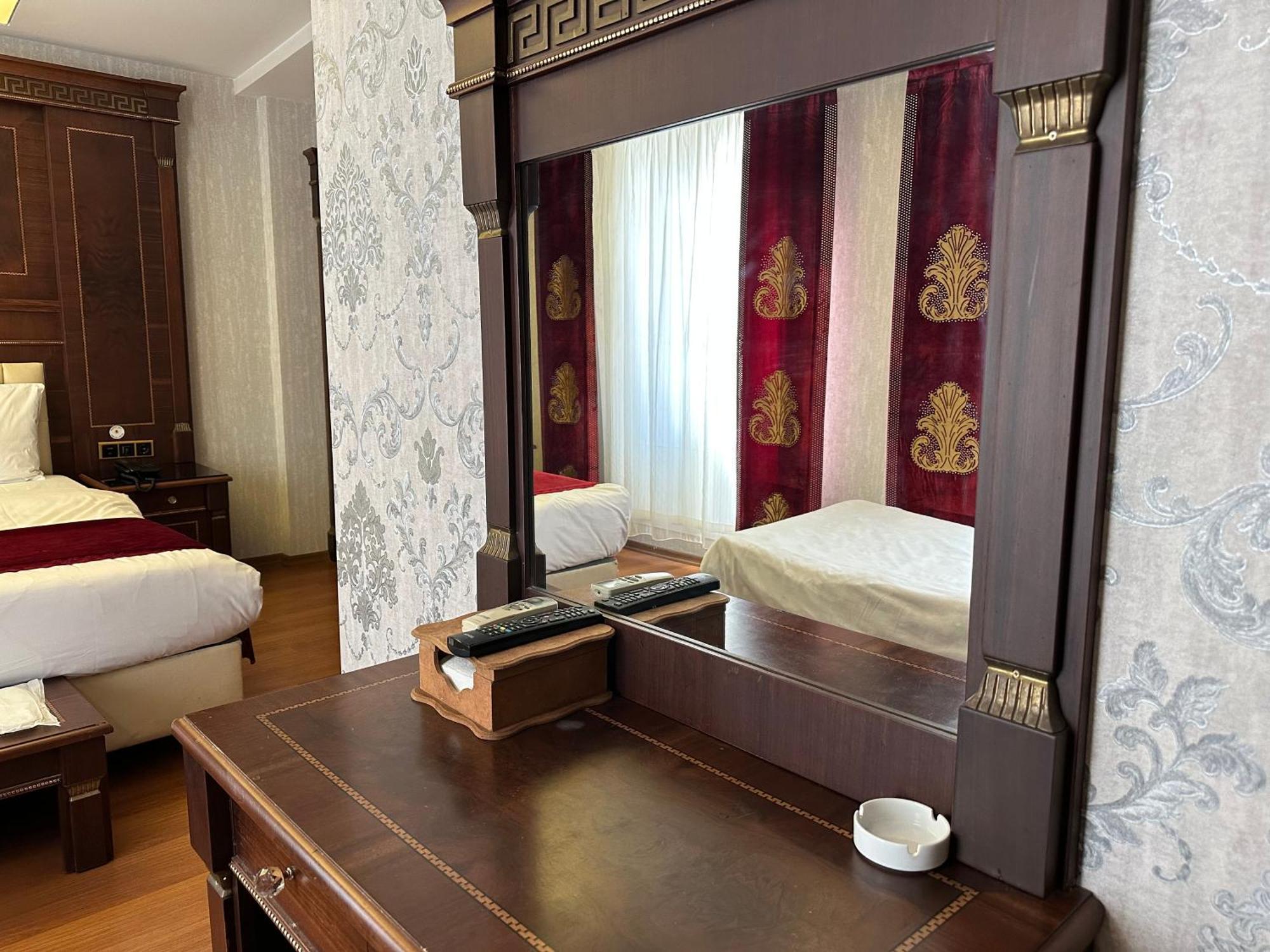 Napolyon Hotel Istanbul Eksteriør billede